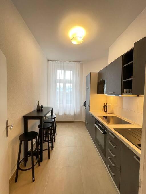 Lucky Stays Ls10 - Vollausstattung - Zentrum - Aufzug - Grosse Kueche - 2 Zimmer - Smart-Tv Магдебург Экстерьер фото